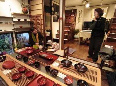 箱瀬淳一　アールドゥ嘉土 2025年 11月